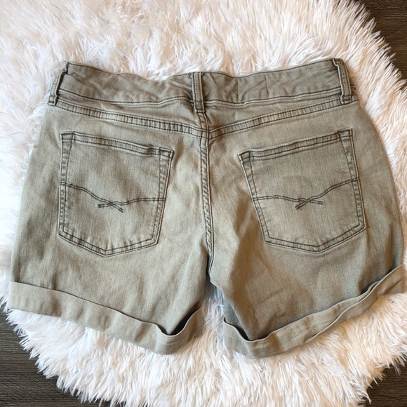 Gap Sexy Boyfriend Gray Shorts - Picture 2 of 3